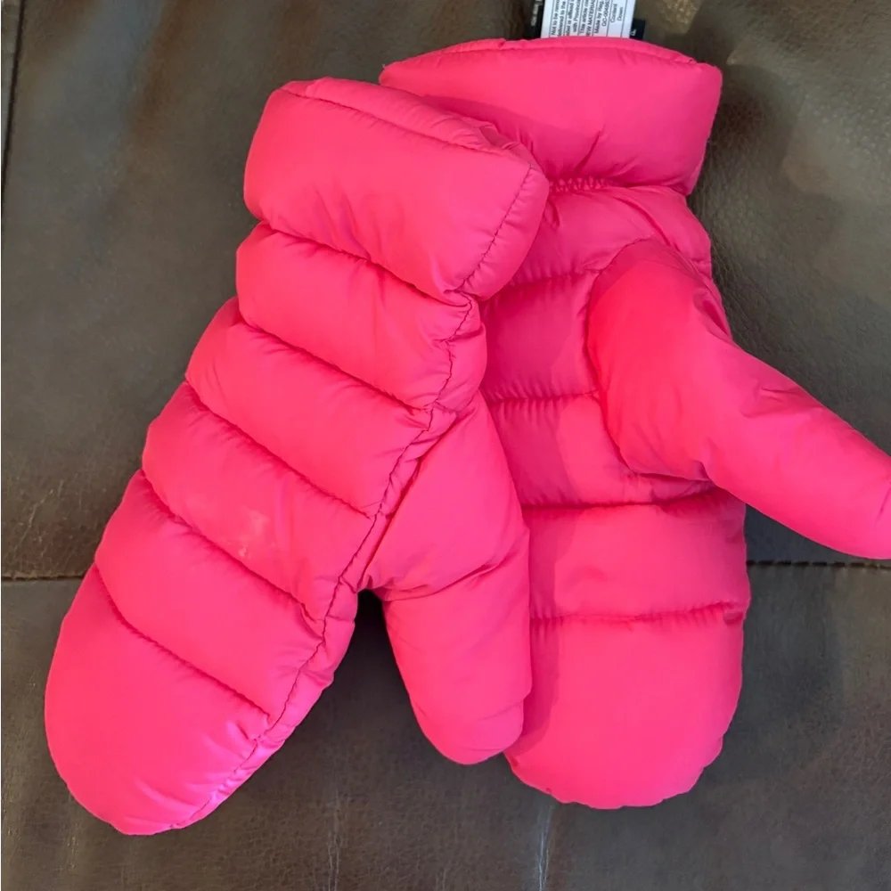ARITZIA TNA HOT PINK PUFFER MITTENS Gloves Down M/L‎ Medium Large